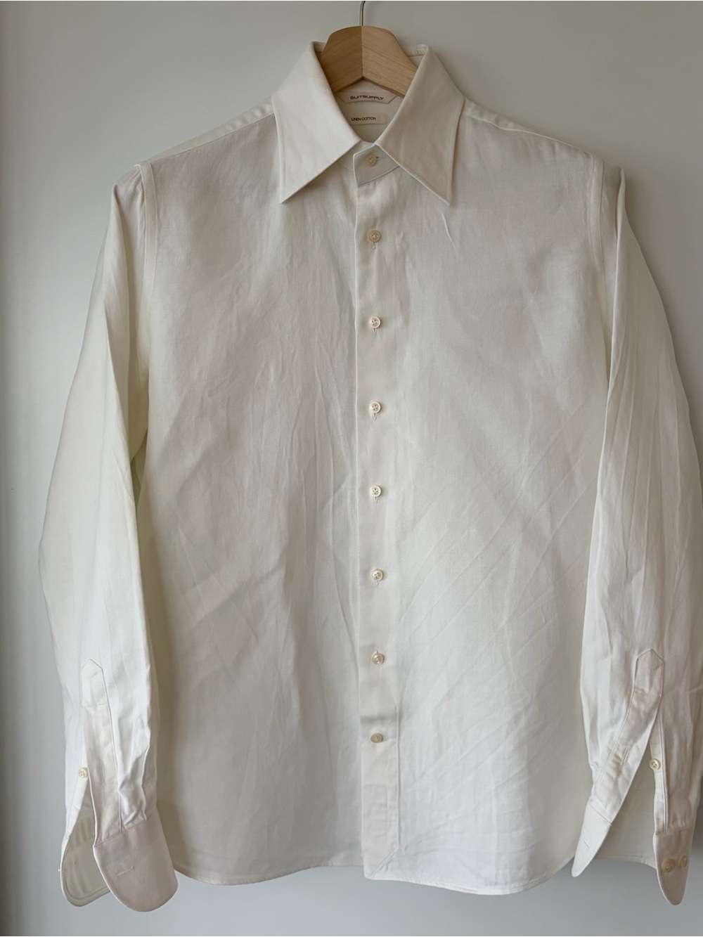 Suitsupply Classic Men's White Dress Shirt - Tailored Button-Down